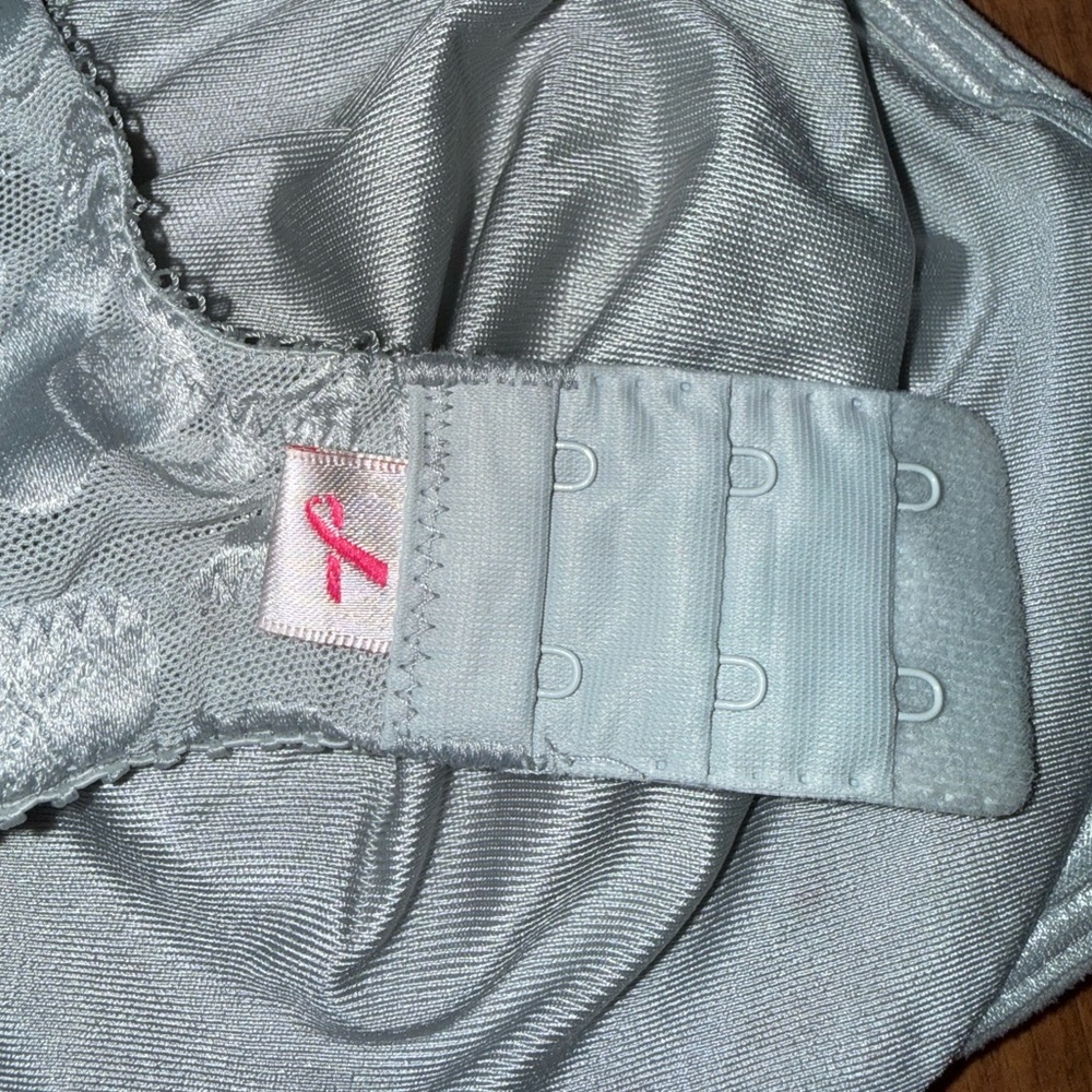 NWOT Wacoal Awareness Full Figure Underwire Seamless Bra 85567 Light Blue 34DD - Picture 7 of 13